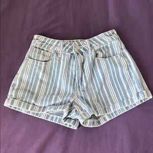 Blue Denim Striped Women's Mom Shorts Size 23
